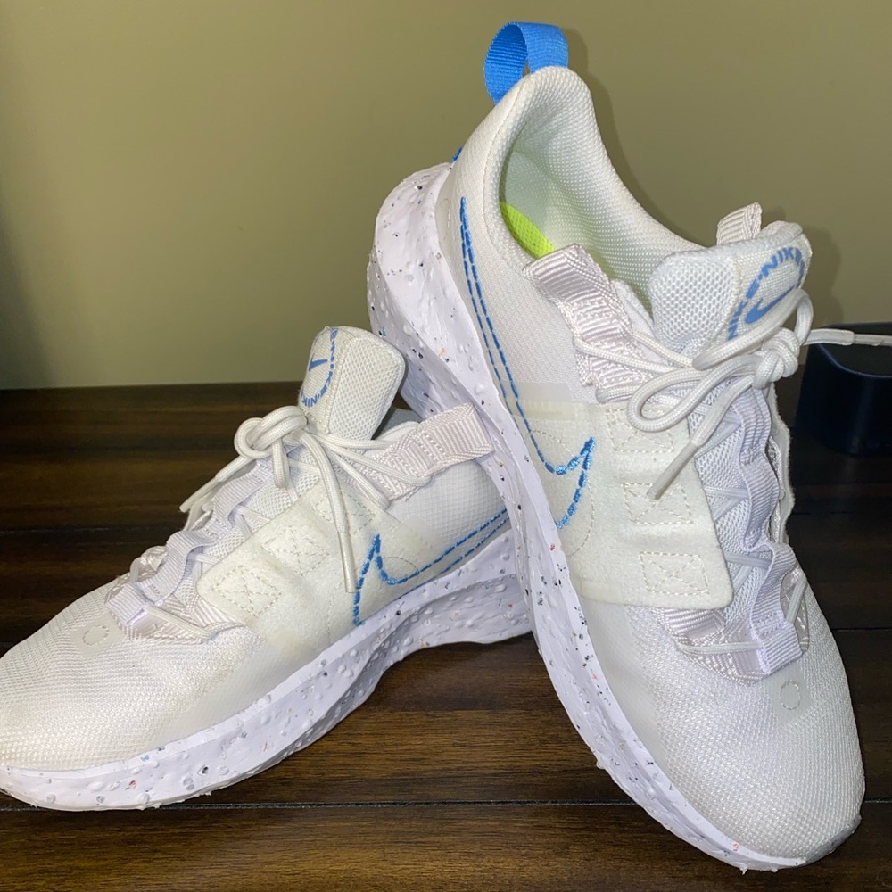 Nike 7.5 shoes